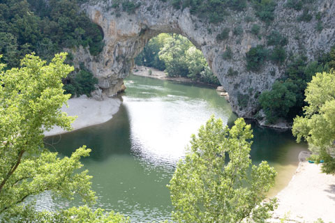 Crociera sul Rodano Francia, le gole dell' Ardech